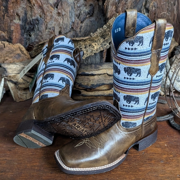 NIB Ariat circuit Savannah cowboy boots 6.5B - Picture 3 of 10